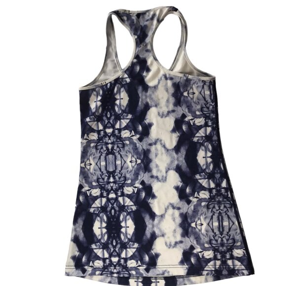 Lululemon Cool Racerback Tank Top CRB White Blue Tie Dye Size Women's Medium - Picture 9 of 9